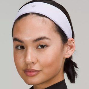 Lululemon Fly Away Tamer Headband